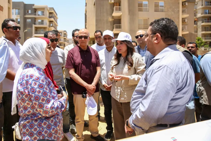 وزيرة الإسكان تتابع أعمال تطوير ورفع كفاءة الخدمات واللاندسكيب بمشروع دار مصر