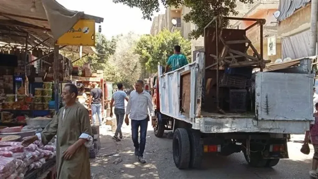 فض سوق جمال عبد الناصر بالمنيرة الغربية في الجيزة ونقل الباعة لسوق حضاري