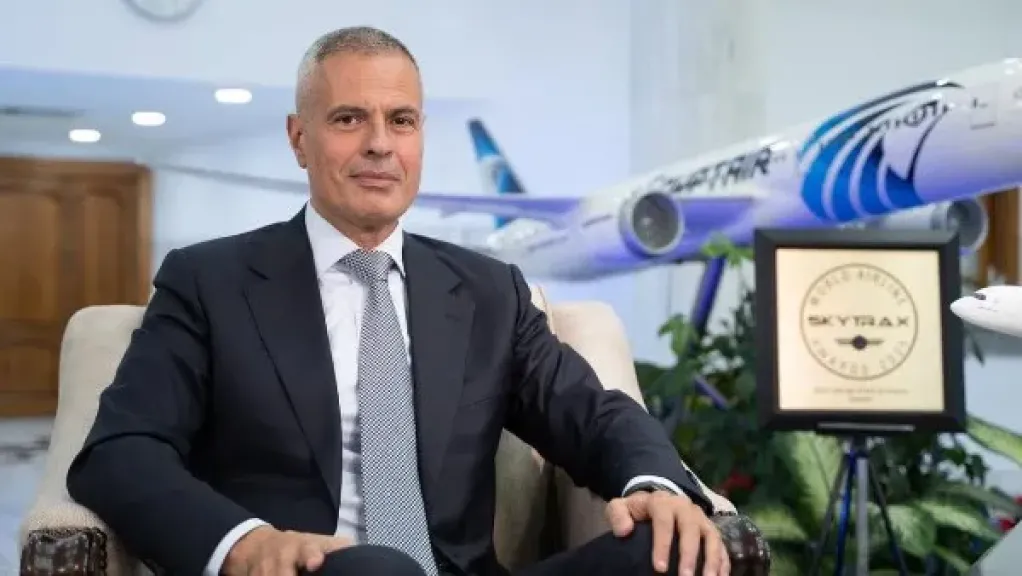 رئيس مصر للطيران يوجه رسالة للعاملين بعد انتهاء موسم الحج 2026