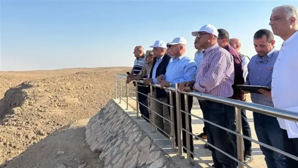 وزيرا النقل والكهرباء يتفقدان جبل سحابة بسيناء وجبل عتاقة بالسويس لإقامة مشروعات عملاقة لطاقة الرياح