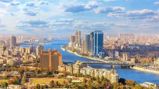 قبيل امتحانات الثانوية العامة.. الأرصاد تحذر من التعرض للشمس وتقدم إرشادات للطلاب