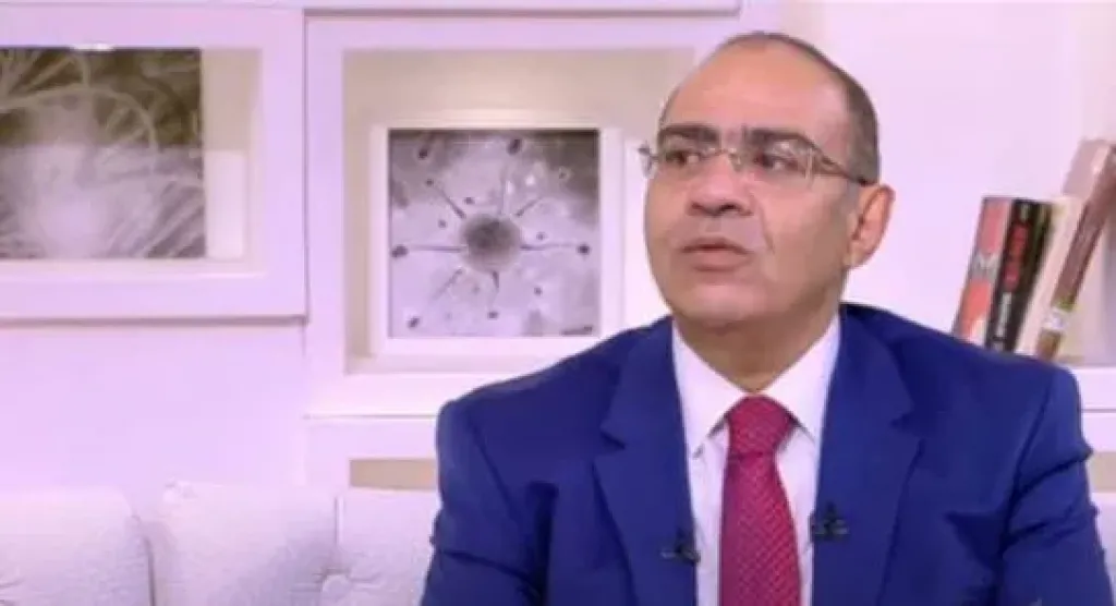 أستاذ أمراض الصدر بجامعة القاهرة: الفيروسات تُستخدم كأسلحة بيولوجية.. وتنشيطها معمليًا يهدف إلى اكتشاف لقاحاتها