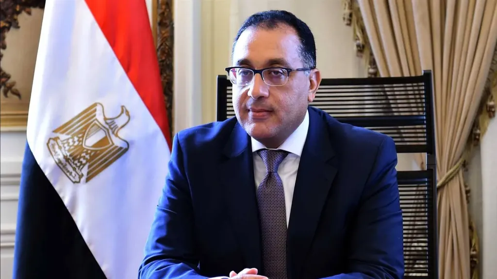 مدبولي يترأس اجتماع الحكومة اليوم.. ومتابعة أسعار السلع والمشروعات القومية على الطاولة