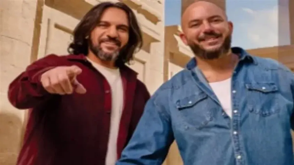 مؤلف ”يا مصر بتعمليها إزاي” يكشف كواليس فكرة الأغنية