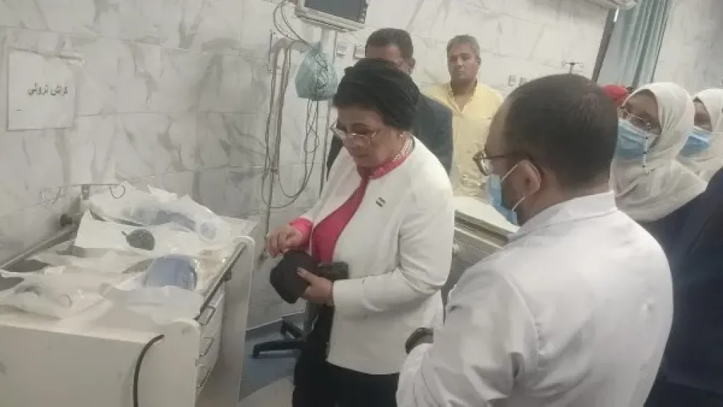نائب وزير الصحة تواصل جولتها الميدانية بسوهاج لتطوير خدمات الرعاية الأولية
