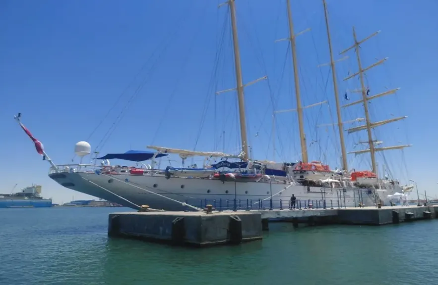 ميناء غرب بورسعيد السياحي يستقبل السفينة الشراعية STAR FLYER.. صور