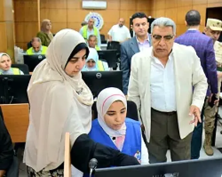محافظ الدقهلية يطمئن على انتظام لجان الثانوية العامة بجميع المراكز