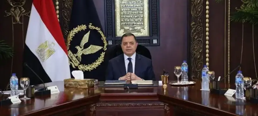 وزير الداخلية يهنئ رئيس الجمهورية بمناسبة الاحتفال بذكرى ثورة 30 يونيو