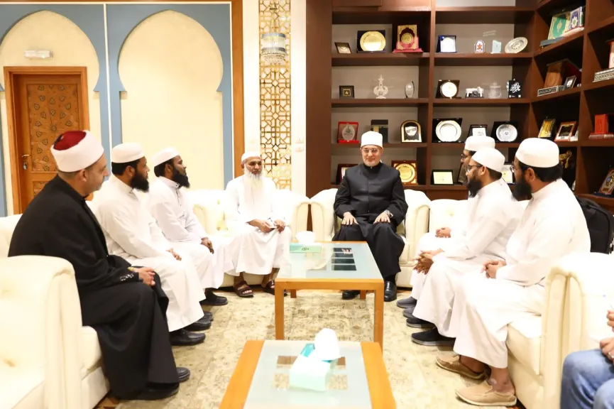 مفتي الجمهورية يستقبل وفدًا من أئمة بنجلادش لتعزيز التعاون العلمي.. صور