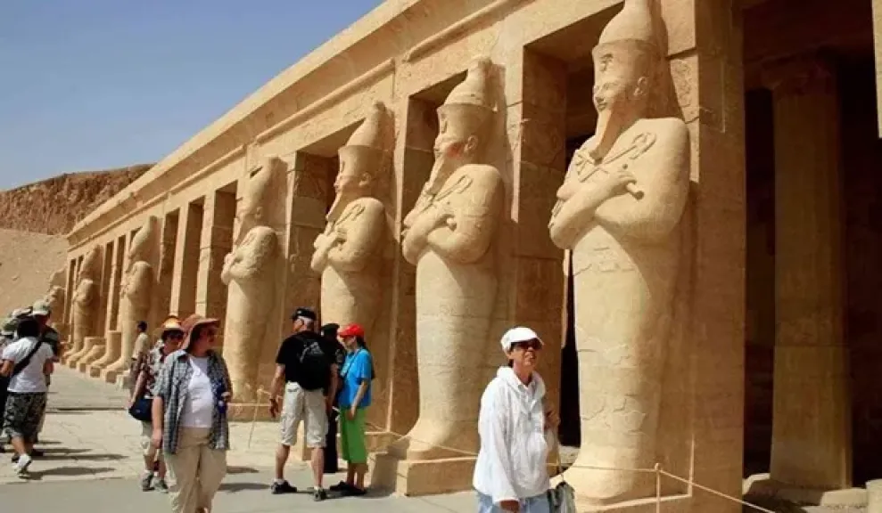 الأمين العام للمجلس الأعلى للآثار: أرض مصر لم تبح إلا بـ30% من آثارها