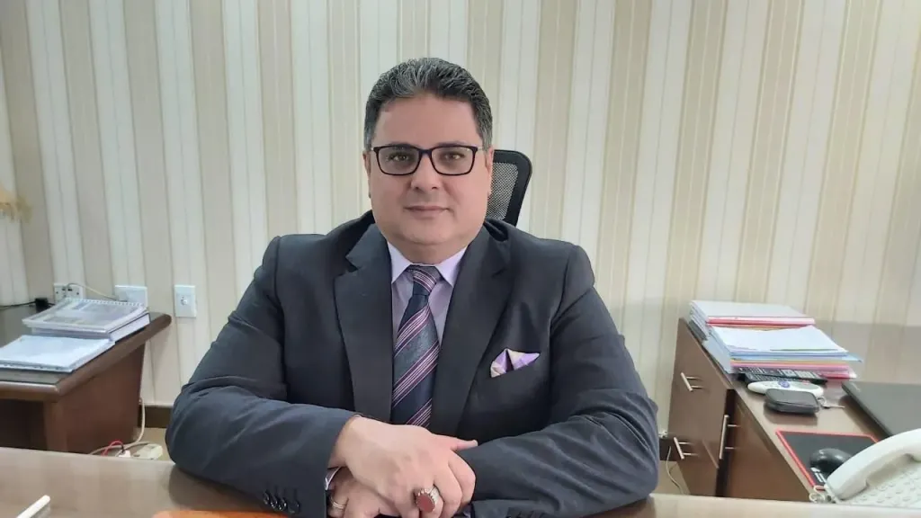 رئيس مصر الجديدة للإسكان يكشف خطة تطوير هليوبوليس الجديدة.. مقر إداري وبحيرات وناديان جديدان