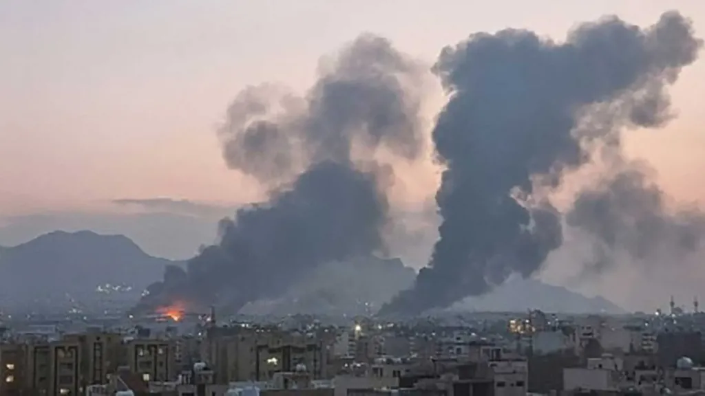 الحرس الثوري الإيراني يعلن مقتل أحد عناصره في هجوم بمسيرات أمريكية