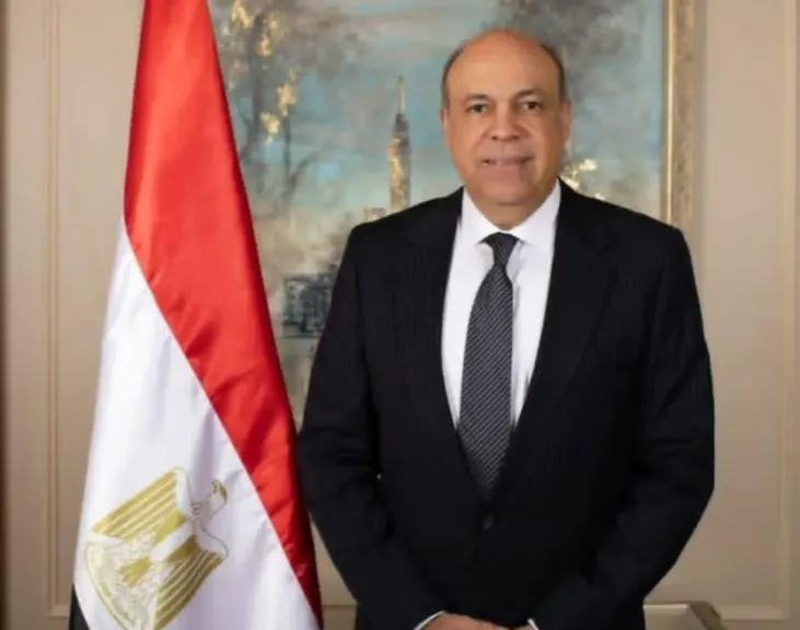 وزير الطيران يتابع اللمسات النهائية لطرح إدارة وتشغيل مطار الغردقة أمام القطاع الخاص