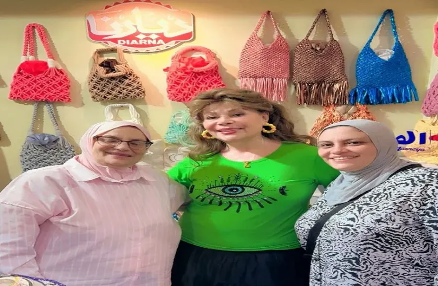 صفاء أبو السعود تزور جناح المجلس القومي للمرأة بمعرض ”ديارنا” بالساحل الشمالي