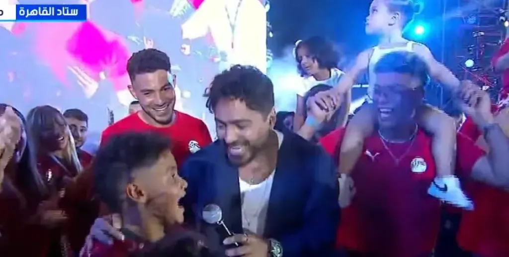 تامر حسني: المنتخب شرّفنا في كأس العالم.. وأعتبر أننا فزنا بالمباراة الأخيرة