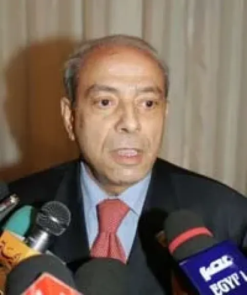 الخارجية تنعى السفير سليمان عواد: أحد أبرز رموز الدبلوماسية المصرية