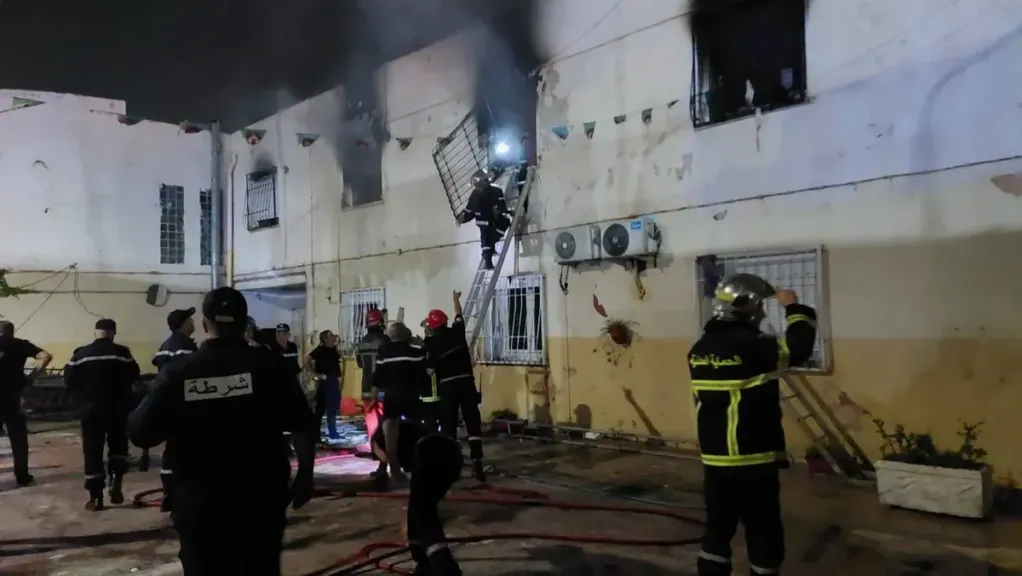 الحماية المدنية الجزائرية: سقوط 11 قتيلا وإصابة 19 آخرين في حريق بدار أيتام
