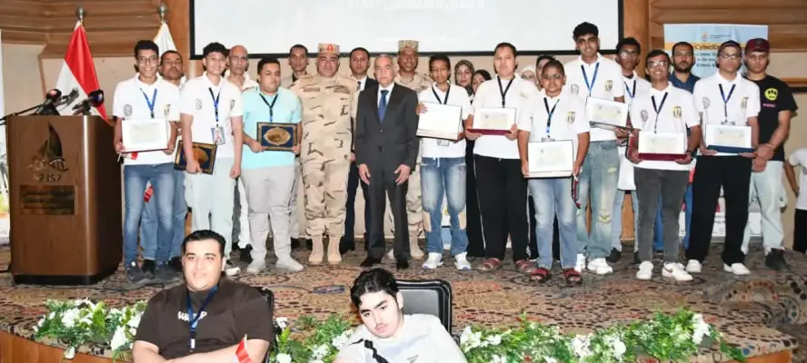 إدارة التجنيد والتعبئة تسلم شهادات الإعفاء من التجنيد لمرضى مستشفى سرطان 57357