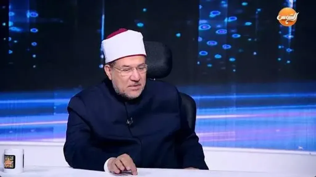 مختار جمعة: لا حكم للشاكي حتى يُسمع الطرف الآخر مهما بلغت دموعه
