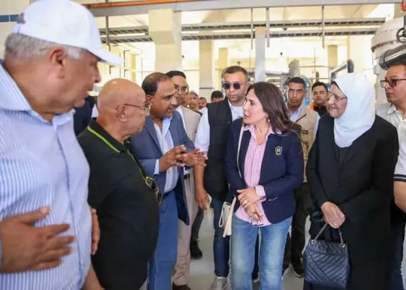 وزيرة الإسكان ومحافظ مطروح يبدءان جولة تفقدية بعدد من مشروعات مياه الشرب والصرف الصحي بالمحافظة