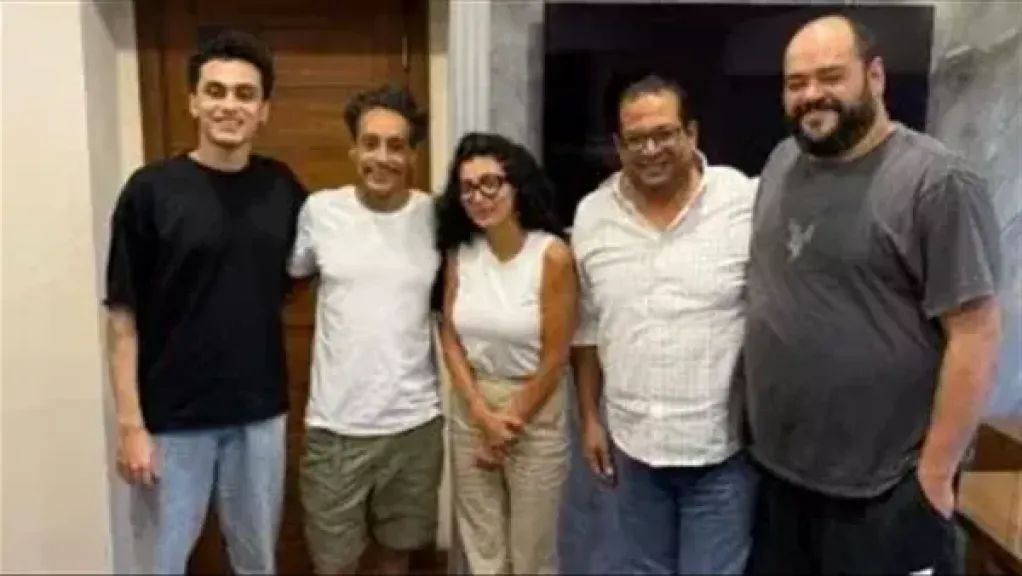 صناع فيلم ”حتة مني” يقتربون من انتهاء التصوير بالكامل