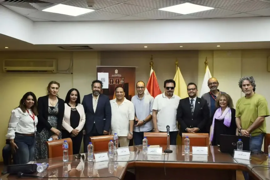 المهرجان القومي للمسرح يناقش دور المهرجانات في صناعة الجمهور ضمن ندوات المحور الفكري