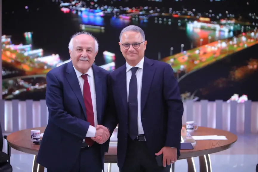 الليلة.. شريف عامر يستضيف مندوب فلسطين بالأمم المتحدة ويارا قواريق في برنامج يحدث في مصر