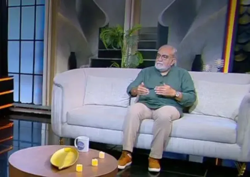عبدالرحيم حسن عن اقتحام السوشيال ميديا لخصوصياته: كنت رايح عزاء أنا وزوجتي فجأة تاني يوم لقيتنا تريند