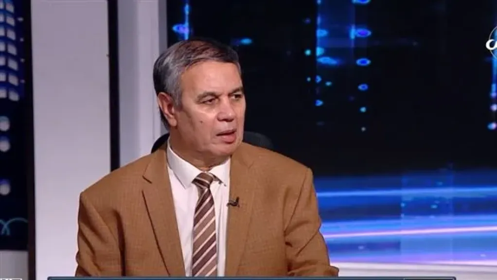 أستاذ عقيدة بجامعة الأزهر: مجدي يعقوب قيمة وطنية تستحق الأوسمة.. ولكن احذروا اقتحام أحكام الله