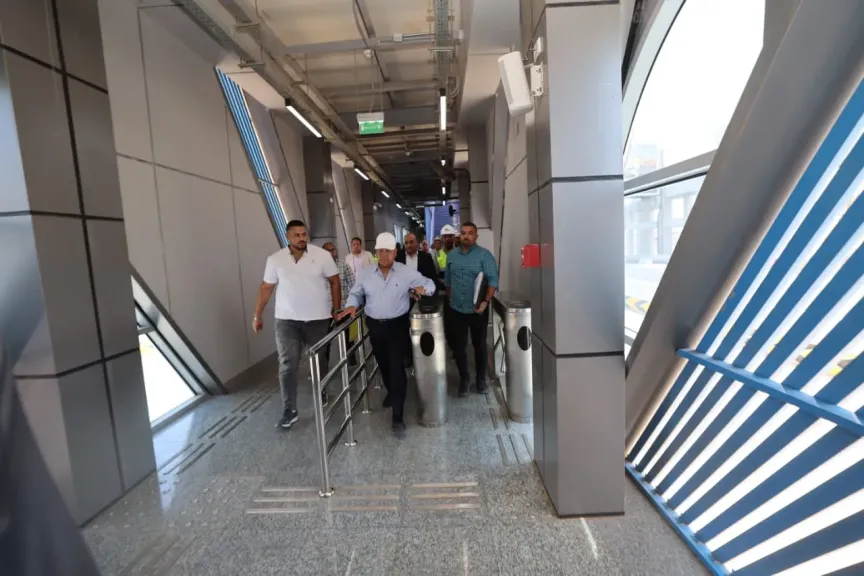 وزير النقل يتابع جاهزية المرحلة الثانية من مشروع الأتوبيس الترددي BRT