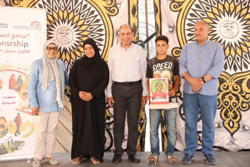 محافظ المنيا يسلم 80 شابًا تمويلات بـ 650 ألف جنيه لإطلاق مشروعات صغيرة في ملوي
