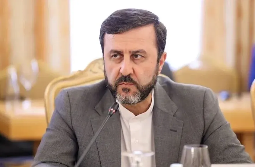نائب وزير الخارجية الإيراني: ملتزمون بحرية الملاحة ونقدر جهود خفض التوتر
