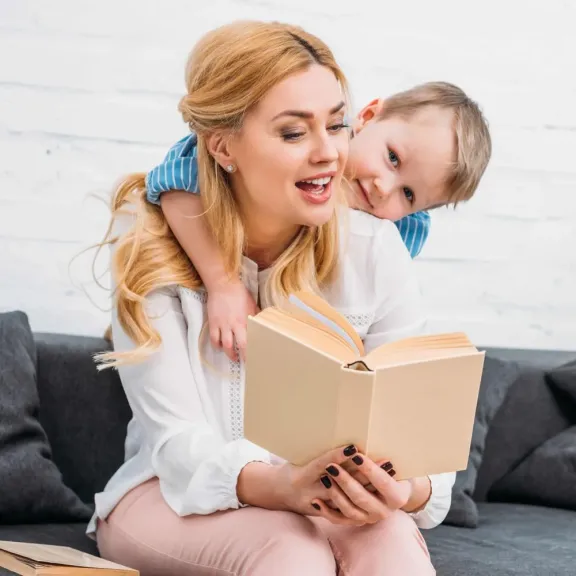 لماذا يحب الأطفال قراءة نفس القصص والحكايات كل يوم؟