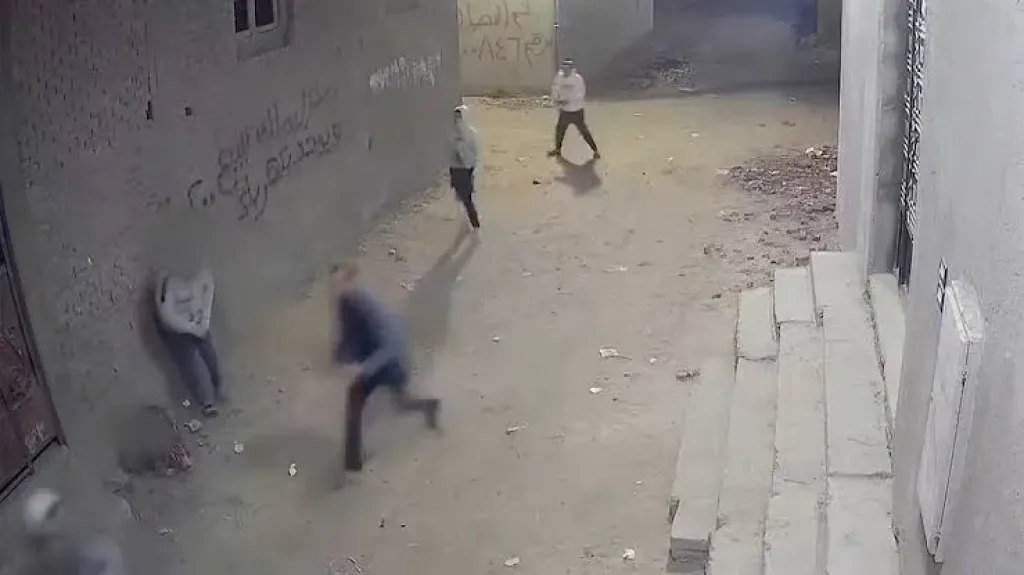 رفع جلسة محاكمة المتهمين بالتعدي على طفل باسوس ووالده للنطق بالحكم