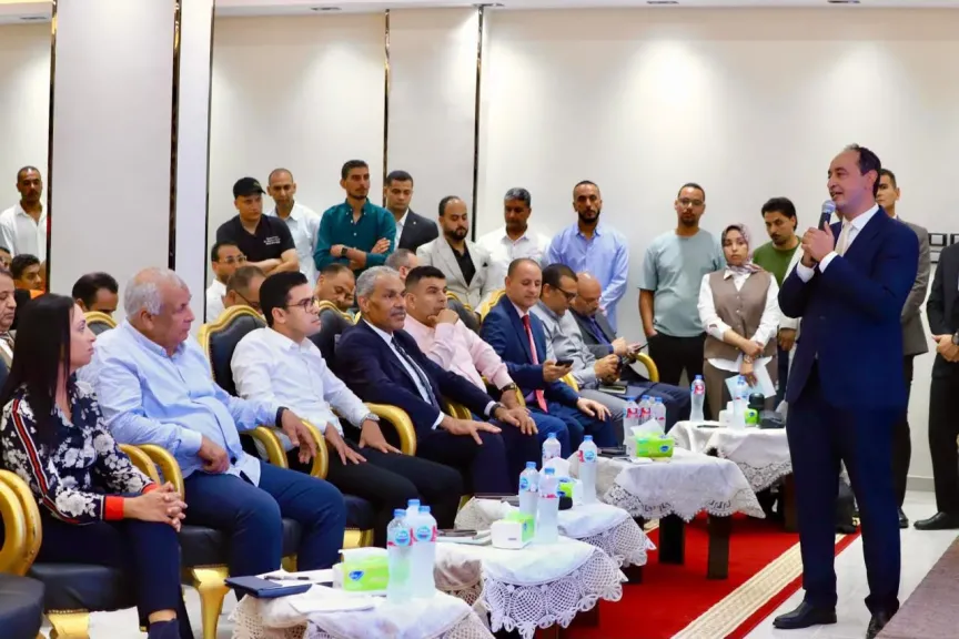 وزيرة التضامن ومحافظ مطروح يتفقدان مركز العزيمة لعلاج وتأهيل مرضى الإدمان وتخريج 100 متعافٍ
