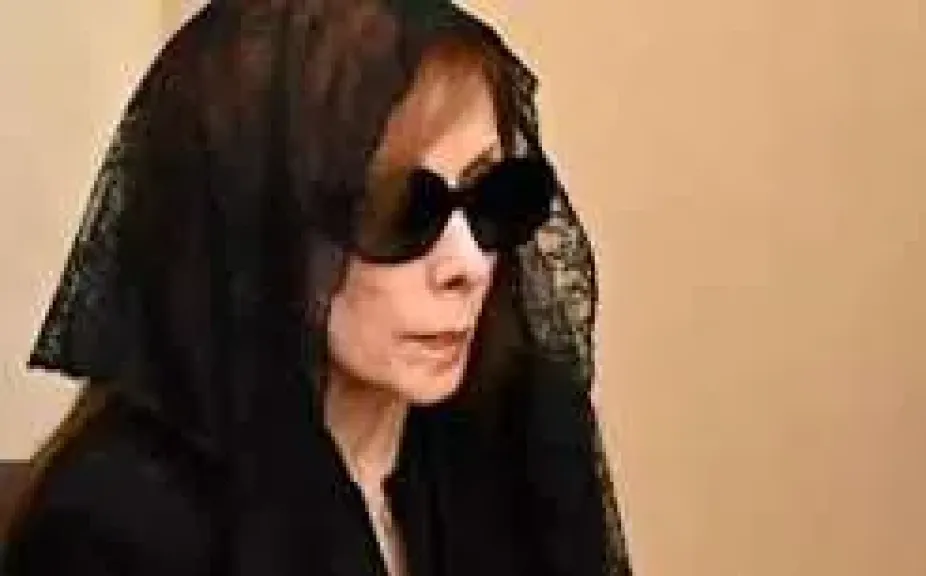 شاهد.. فيروز في إطلالة حزينة.. ريما الرحباني تنشر أحدث صورة لوالدتها