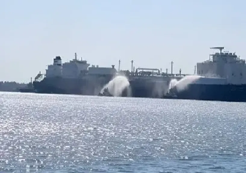 متحدث البترول: قطاع الكهرباء لم يتأثر بحادثة ميناء دمياط