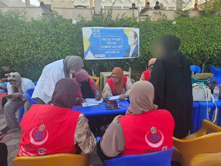 «100 يوم صحة» تقدم مليونًا و364 ألف خدمة طبية مجانية في يومها الأول