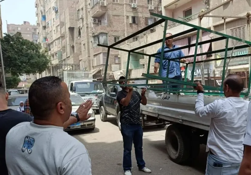 رفع 660 حالة إشغال في حملات إزالة التعديات وضبط الشارع بأحياء الإسكندرية