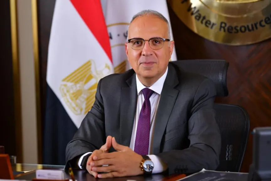 وزير الري يوجه بالتوسع في تطبيقات التوأمة الرقمية والذكاء الاصطناعي لرفع كفاءة توزيع المياه