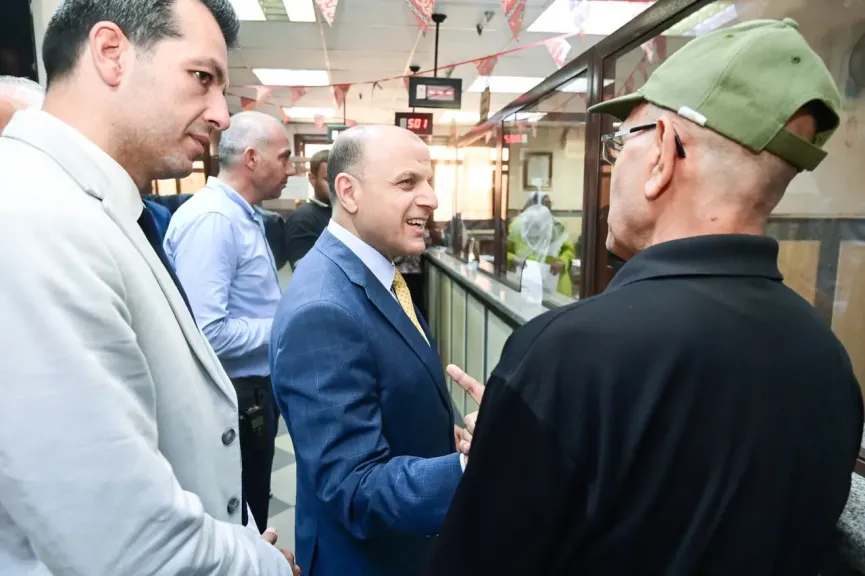 محافظ الغربية يراجع الخدمات ومنظومة التصالح في المركز التكنولوجي بحي ثان المحلة
