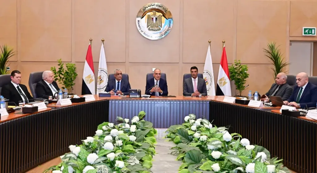 3 وزراء يبحثون وضع منظومة متكاملة للإدارة المستدامة للمياه