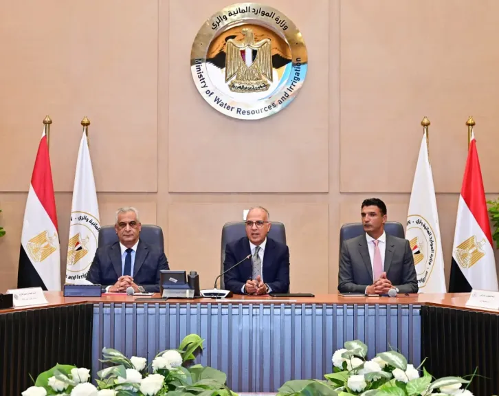 “الري والصناعة والإنتاج الحربي” يتفقون على تشكيل فريق عمل لإعداد منظومة مستدامة للمياه بالمصانع