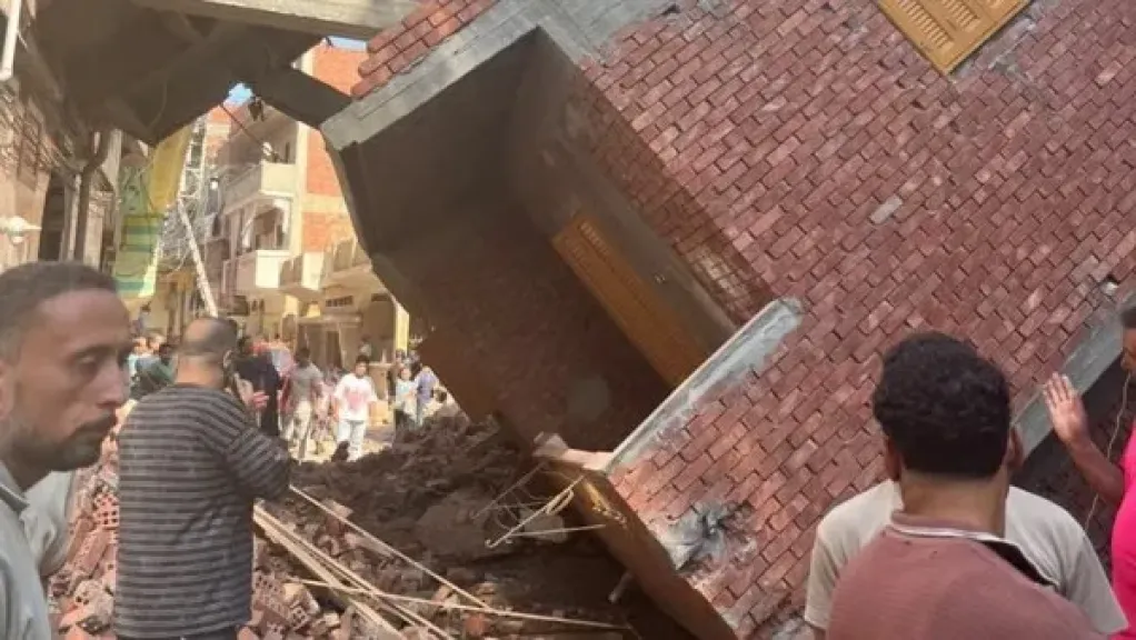نقابة المهندسين تشكل لجنة هندسية لمعاينة العقار المنهار بقرية جفصا