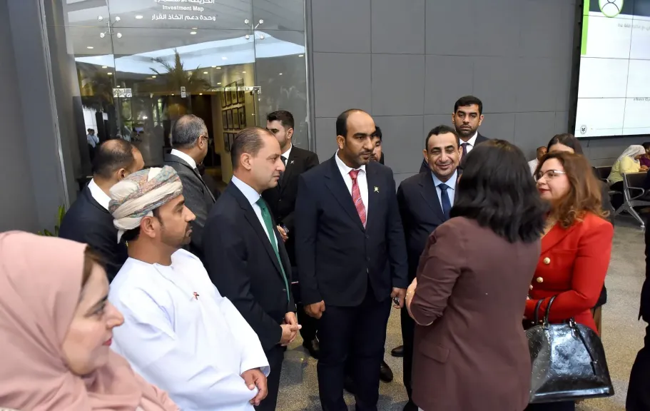 هيئة الاستثمار وغرفة تجارة وصناعة سلطنة عُمان تبحثان فرص التعاون الاستثماري بين البلدين