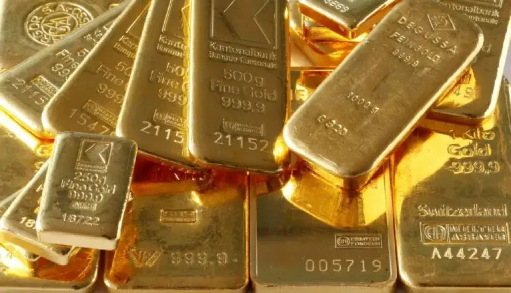 الذهب يتراجع عن أعلى مستوى في 7 أسابيع قبيل بيانات التضخم الأمريكية