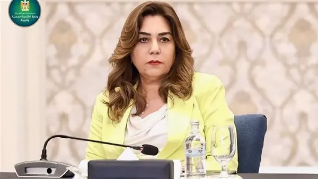 فلامنجو أبيض يظهر في الساحل الشمالي.. وزارة البيئة تكشف تفاصيل العثور عليه وإنقاذه