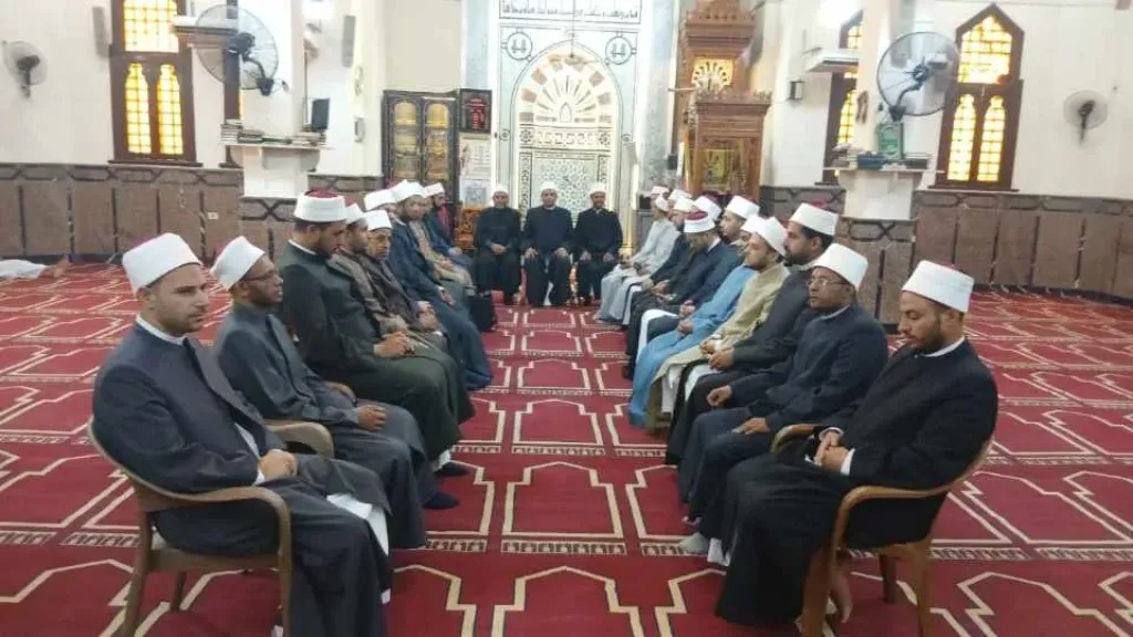 قوافل الأوقاف الدعوية تواصل رسالتها لترسيخ قيم الإحسان وحفظ كرامة المحتاجين