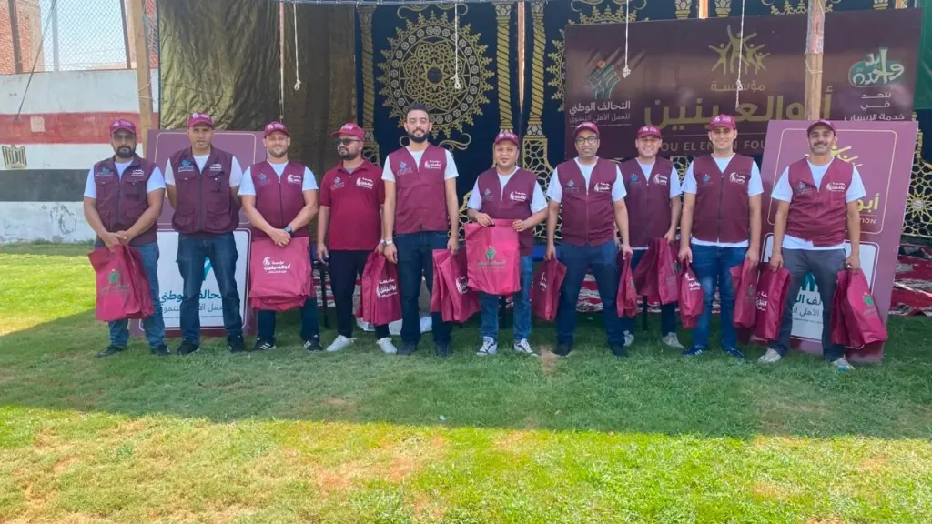 مؤسسة أبو العينين تشارك في قافلة «إيد واحدة» ببني سويف ضمن 8 قوافل.. صور