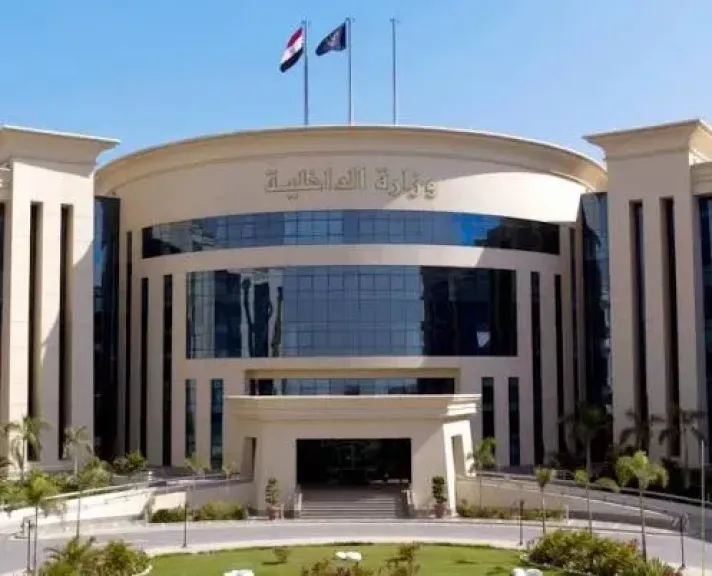 الداخلية تكشف حقيقة فيديو ”القبض التعسفي” وتضبط المتهم بالتشهير بأسقف المنيا